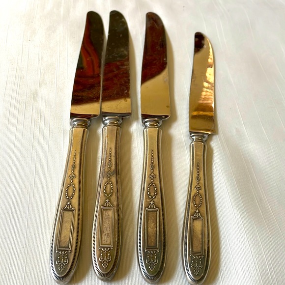 VTG 1921 Oneida Community Grosvenor pattern silverplate set of 4 knives - Picture 1 of 5